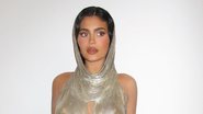 Kylie Jenner posa com look futurista - Reprodução/Instagram