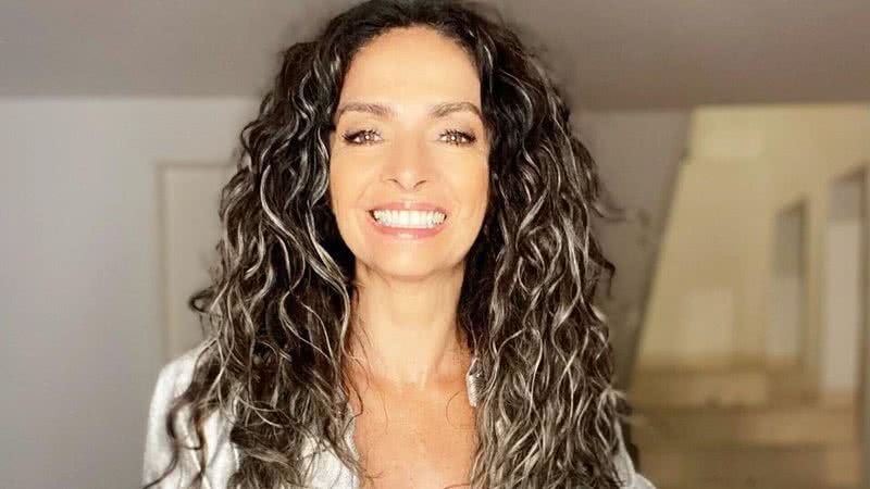 Claudia Ohana surpreende com look ousado para torce parqa o Brasil - Reprodução/Instagram