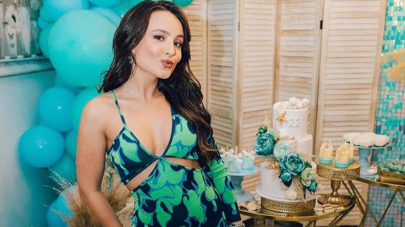Larissa Manoela faz festa de 22 anos em sua casa em Orlando - Reprodução/Instagram/@fotosemorlando