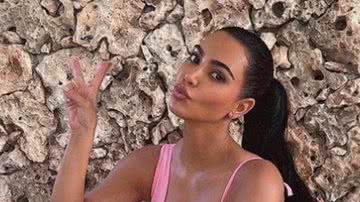 Kim Kardashian postou cliques de seu treino na academia após publicar vários cliques na praia - Reprodução: Instagram