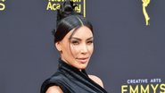 Kim Kardashian revelou que usa um galpão para guardar suas roupas - Foto: Getty Images