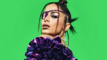Anitta ousa com look de carnaval - Reprodução/Instagram