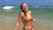 Larissa Manoela curte dia de folga na praia - Reprodução / Instagram