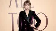 Taylor Swift compartilhou o trailer do filme Um Lugar Bem Longe Daqui, onde pode-se ouvir um trecho da nova música da artista - Foto: Getty Images