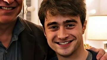 Daniel Radcliffe, famoso por viver Harry Potter nos cinemas, falou abertamente sobre as polêmicas da autora dos livros que inspiraram os filmes - Foto: Reprodução / Instagram