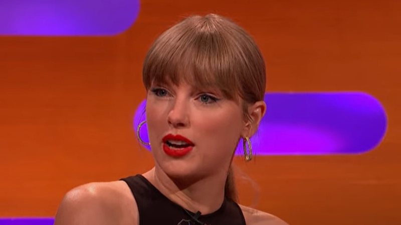 Taylor Swift contracenou com Eddie Redmayne em teste para Os Miseráveis - Reprodução: YouTube/BBC