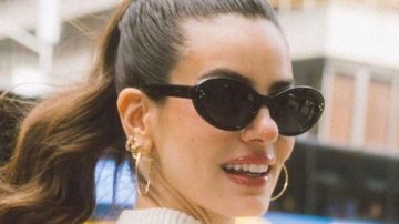 Camila Queiroz esbanjou estilo pelas ruas de Nova York - Reprodução: Instagram/Foto: Michelle Cadari