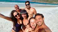 Larissa Manoela e a família de seu noivo, André Luiz Frambach - Foto: Reprodução / Instagram