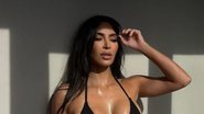 Empresária e socialite Kim Kardashian deixa seguidores babando ao exibir curvas impecáveis de biquíni - Foto: Reprodução / Instagram