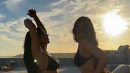 Irmãs socialites Kim Kardashian e Kylie Jenner aproveitam dia de muito sol para colocar o corpão para jogo - Foto: Reprodução / Instagram