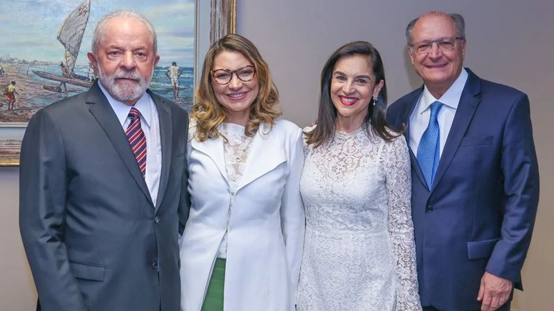 O presidente eleito Lula e sua esposa, Janja, e o vice-presidente Geraldo Alckmin e sua esposa, Lu Alckmin - Foto: Reprodução/Instagram @lualckmin