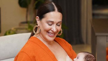Claudia Raia encanta ao amamentar o filho - Reprodução/Instagram