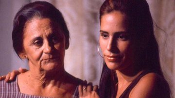 As atrizes Laura Cardoso e Gloria Pires em cena de Mulheres de Areia - Foto: Reprodução/Globo