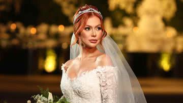 Mirela Janis escolhe vestido de R$ 200 mil para se casar com Yugnir - Reprodução/Instagram