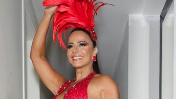 Viviane Araújo aposta em look decotado para ensaio de Carnaval - Reprodução/Instagram