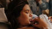 Michelle Loreto se declara ao postar primeira foto com a filha recém-nascida - Reprodução/Instagram/Ana Pendloski