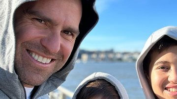 Rodrigo Bocardi surge em clique raro com os filhos durante viagem - Reprodução/Instagram