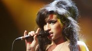 Amy Winehouse gastava mil libras por dia em drogas e álcool - Getty Images