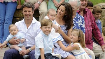 Príncipe Frederik com a mulher, princesa Mary, e os filhos, Vincent, Josephine, Christian e Isabella - Getty Images