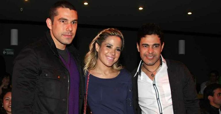 Wanessa Camargo ao lado do marido, Marcus Buaiz, e do pai, Zezé Di Camargo - Orlando oliveira/AgNews