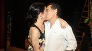 Chico Diaz recebe o carinho da esposa Silvia Buarque - Photo Rio News