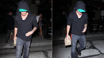Ryan Phillippe foge de paparazzi em West Hollywood - Honopix