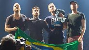 Coldplay se apresenta com camiseta de movimento do Rio de Janeiro - Marcos Hermes