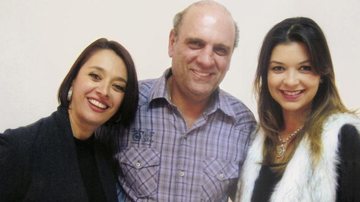 Em SP, Cátia Fonseca entrevista o escritor Cesar Romão, com Amanda Françozo, na TV Gazeta.