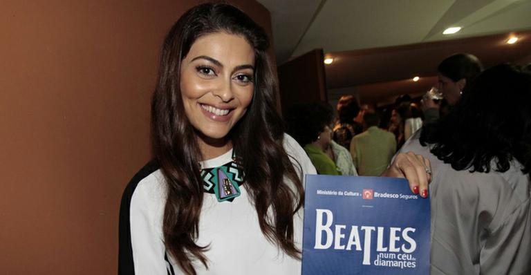 Juliana Paes confere o musical 'Beatles Num Céu de Diamantes' - Felipe Panfili/AgNews