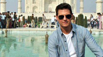 Tom Cruise em frente ao Taj Mahal, na Índia - Splash News www.splashnews.com