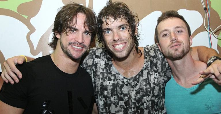 Rodrigo, Maurício e Igor: festa em Santa Catarina - Adriel Douglas / David Weltre