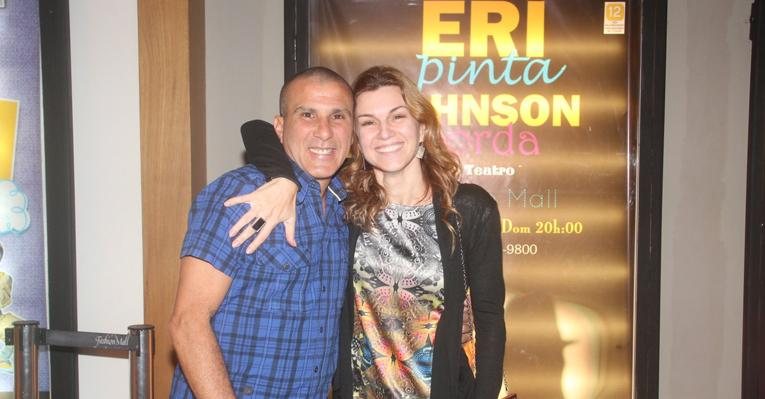Adriana Garambone confere peça de Eri Johnson - Photo Rio News