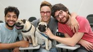 Entre Leandro Léo e Dani Black, Maria Gadú apresenta seus cães Cachaça e Canjica - Divulgação