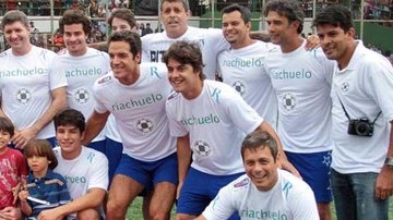 Artistas durante o Futebol dos Atores, uma ação social em Paraisópolis - Orlando Oliveira /AgNews