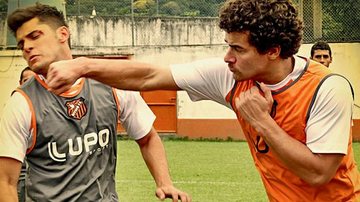Leandro e Iran brigam durante reino do Divino Futebol Clube - Divulgação/TV Globo