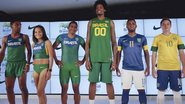 Atletas desfilam novos uniformes - Reuters/Sergio Moraes