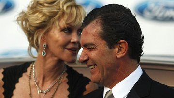 Antonio Banderas e Melanie Griffith: olhares e sorrisos em evento de gala - Reuters