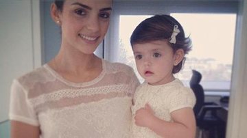 Carol Celico com Isabella, primogênita de Kaká: mãe e filha vestidas iguais - Reprodução / Instagram
