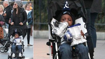 Sandra Bullock leva o filho, o pequeno Louis, ao parque da Disney na Califórnia, Estados Unidos - The Grosby Group
