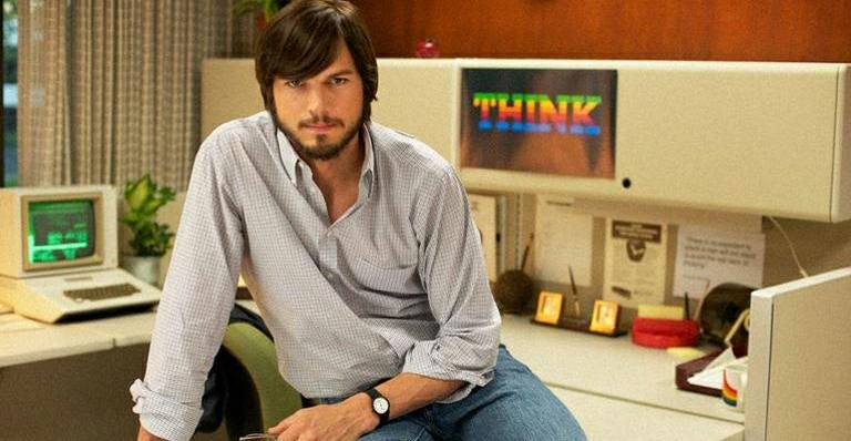 Ashton Kutcher como Steve Jobs - Divulgação