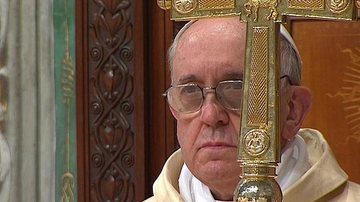 Para Francisco realiza primeira missa para cardeais após Conclave - Reuters