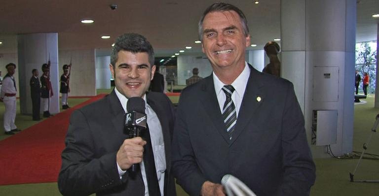 Guga Noblat, novo repórter do CQC, entrevista Jair Bolsonaro - Divulgação/Band
