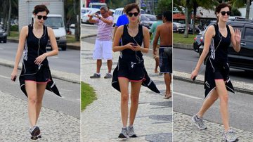 Sophia Abrahão caminha na Barra da Tijuca - Gabriel Rangel/AgNews