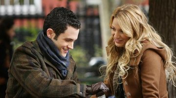 Dan e Serena, na vida real Penn Badgley e Blake Lively, em cenas de 'Gossip Girl' - Reprodução/The CW