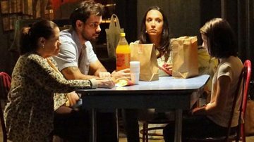 Ninho deixa Paulinha sem comida - TV Globo/ Amor à Vida