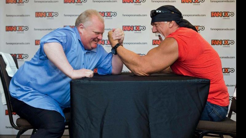 Rob Ford e Hulk Hogan - Mark Blinch/ Reuters