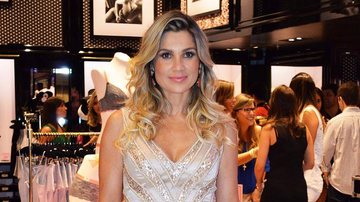 Flávia Alessandra prestigia loja de lingerie em Salvador - Felipe Souto Maior/AgNews