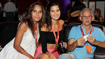 Raica Oliveira comemora 30 anos ao lado da família - Anderson Borde / AgNews