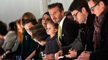 David Beckham e os filhos no desfile da mãe - Eric Thayer/ Reuters