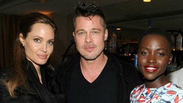 Angelina Jolie e Brad Pitt jantam com Lupita Nyong'o - Getty Images